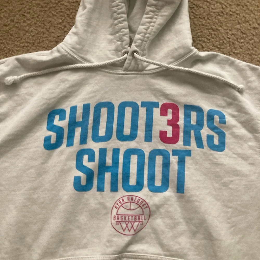 Basketball jacket - Picture 3 of 4